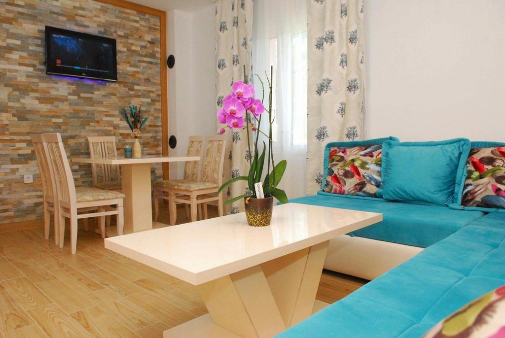 Apartments Kuc Tivat Luaran gambar